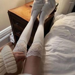 Calcetines para mujeres medias de estilo japonés Patchwork de encaje sobre la rodilla Alta elasticidad gruesa cálida para el invierno
