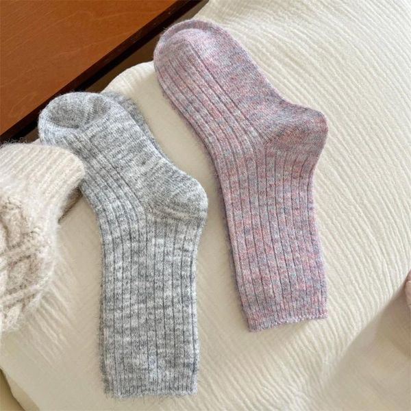 Calcetines de mujer japoneses gruesos diseño antideslizante lana gruesa ropa interior para hombres y mujeres ropa de hogar felpa térmica versátil