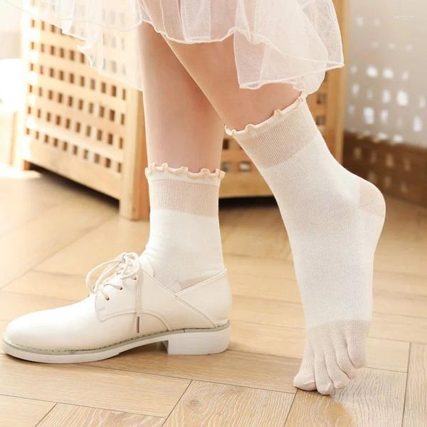 Chaussettes de femmes Japonais Five Finger 5 Toes Tube Middle Tube mignon dentelle de la cheville