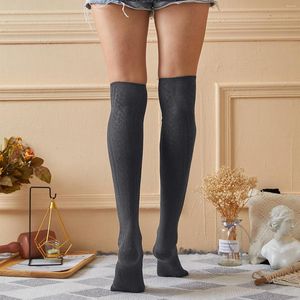 Femmes chaussettes genou pour filles coton cuisse haut sur les bas dames 2023 chaude stockage