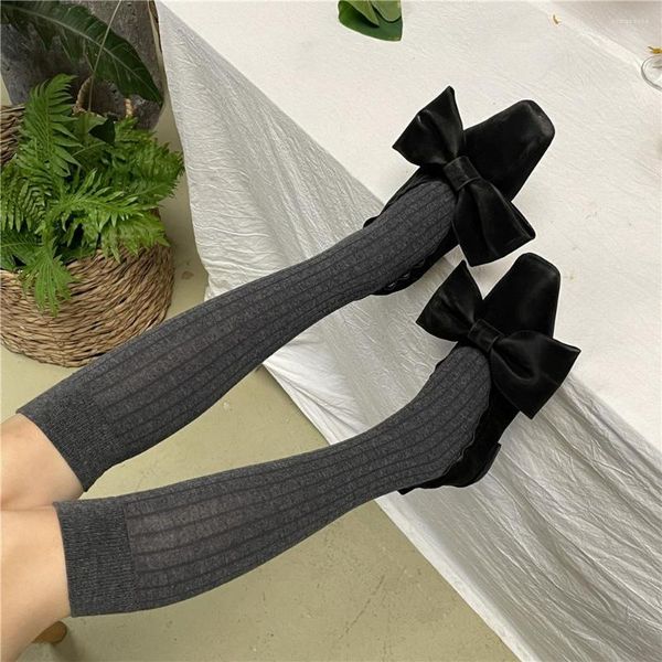 Femmes chaussettes mode coréenne bas coton tricot couleur unie genou collège Style école filles noir blanc long bas