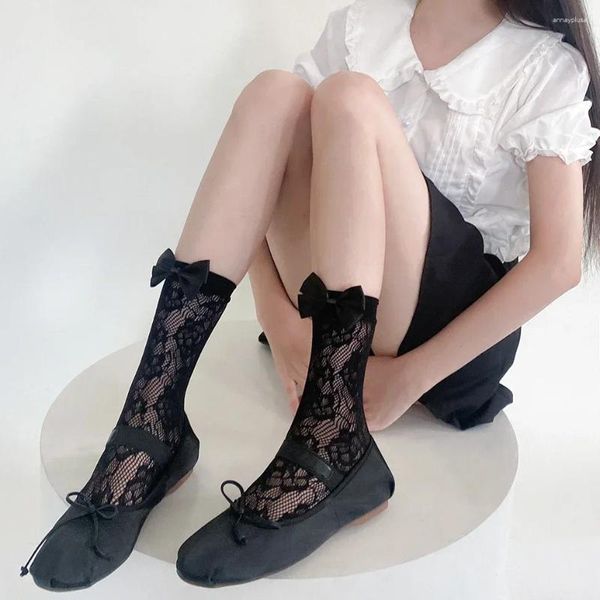 Femmes chaussettes en dentelle Mesh Bow Ballet Style mignon Lolita Kawaii Fishnet Couleur solide noir blanc Sweet Girls Nylon Long Sox