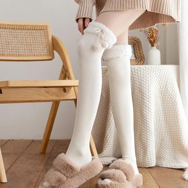 Chaussettes Lolita japonaises hautes pour femmes, bas en peluche à rayures verticales, collants mignons Kawaii en fourrure d'agneau et laine, boule de mollet, automne hiver