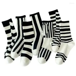 Calcetines de mujer lindas lindo algodón kawaii hermosas damas diseñador arte alto sokken femme calze
