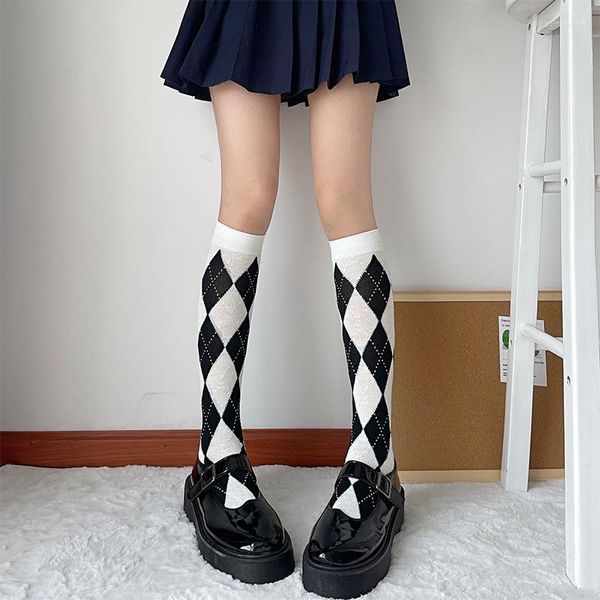 Femmes chaussettes longues jk noir blanc genou haut harajuku style argyle diamond saitice plaid vintage lolita étudiant bas