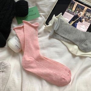 Chaussettes de femmes en vrac coton ultrathin couleurs de bonbon respirant