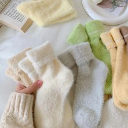 Vrouwen sokken nertsen fluweel winter kousen dikker warme pure kleur slaap bedbedvloer huis pluizige pluche pluche middelste buis