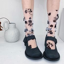 Femmes Chaussettes Rose Fleur Doux Floral Corée Japonais Harajuku En Mousseline De Soie Maille Respirant Chaussette Pour Dames Transparent