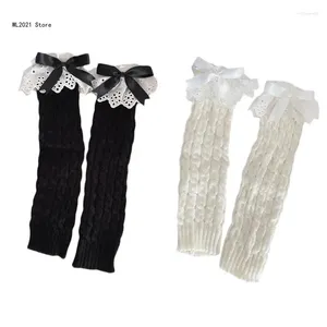 Chaussettes pour femmes Ruffle Lace Bow Twist Cable Trip à pied Solide Couvercle