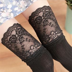 Chaussettes de femmes sexy sur le genou pour les cuisses chaudes à rayures High Stocking Girls Long automne Médias de coton d'hiver