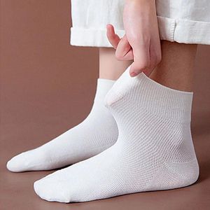 Femmes chaussettes couleur unie décontracté mode évider mince court bonbons couleurs été maille respirant coupe basse cheville