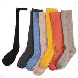 Chaussettes de femmes sportives étudiantes occasionnelles coton dames jk hosiery knee stocks tasf chaussette de veau