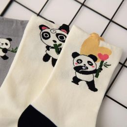 Femmes chaussettes printemps/été dessin animé mignon Panda femmes coton décontracté confortable sport doux Kawaii mi longueur Instagram tendance