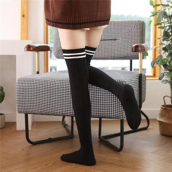 Calcetines de mujer Estudiante sobre la rodilla Medias de algodón para mujer Giro de doble aguja Raya vertical Dos barras Japonés