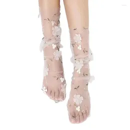 Chaussettes de femmes Été ultra-mince transparente pour les dames en dentelle florale respirante Caltitines de mailles de fleur douce Mujer