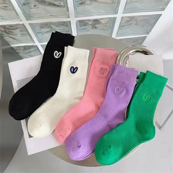 Femmes chaussettes doux printemps amour brodé sport court mignon maison mi-tube anti-dérapant décontracté respirant