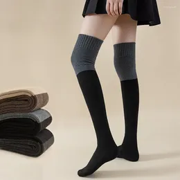 Femmes chaussettes hivernales coton long sur le genou thermique cuisse haut tricot tricot houstoux solide décontracté les bas