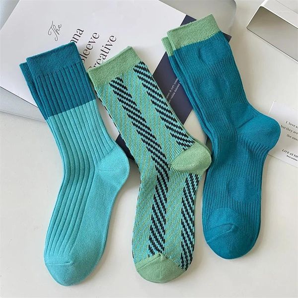 Chaussettes en coton pour femmes, tendance, bleues, décontractées, couleurs mélangées, courtes, respirantes, créatives, antidérapantes, mode fille