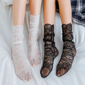 Chaussettes en dentelle rétro pour femmes, bas résille Sexy, ajouré, respirant, en coton, mode drôle dames, chaussettes mignonnes Lolita