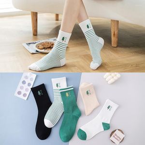 Femmes Chaussettes Femmes Moyen Tube Mignon Coréen Quatre Saisons Long Coton Japonais Dessin Animé Étudiants