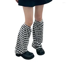 Chaussettes de femmes Xingqing Harajuku Goth Stripe Patchwork Boots Chaussures Couvoirs Spring Automne Boot Cover Vêtements ACCESSOIRES