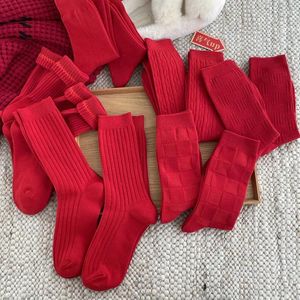 Chaussettes en coton pour femmes, mode automne-hiver, filles, rétro, longues, confortables, cadeau de noël, mi-tube