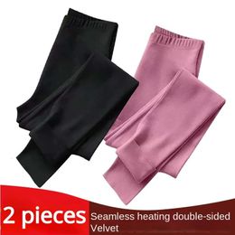 Femmes solides sous-vêtements thermiques bas taille haute élastique mince mince Plus velours auto-chauffant chaud respirant multicolore Leggings 231229