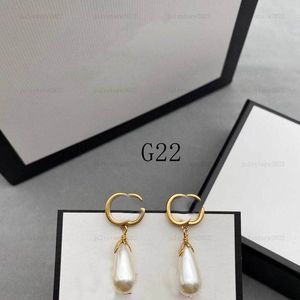 Femmes Stud Oreing Designers Bijoux Perles Poudons de luxe Cerceaux argentés Fashion Gold Love Orees Bijoux With Box G2312275BF