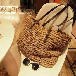 Femmes Summer Beach Vintage Handmade Trewted Pail Sac Rattan Grands Boho Woven Handbag Tote Bolso Playa G220210291A