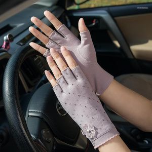 Vrouwen zomer katoen dunne zonnebrandcrème aandrijving halfvinger handschoenen ademende zachte vrouwelijke sexy kant antislip outdoor sport fietsen1