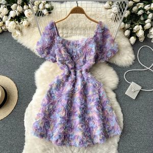 Robes décontractées Summer Mesh Fleur Square Col Robe Été Femmes Français Style Zipper Élégant Dos Nu Dames Violet Une Ligne Robes Midi 2024