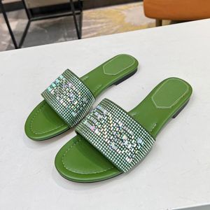 Sandales d'été à la mode pour femmes, pantoufles de plage confortables avec diamants d'eau, belles chaussures plates à bout ouvert pour l'extérieur