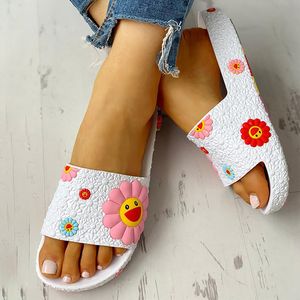 Pantoufles d'été pour femmes, tongs plates à fleurs mignonnes, chaussures souples pour dames, imprimé Floral scintillant, sandales de plage décontractées K722