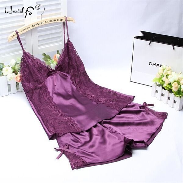 Femmes Summer Spaghetti Strap dentelle Applique Satin Cami Top et Shorts Pyjamas Ensemble V Couleur Vilde Pijama Bridal Sleep Heights Ensembles 210830