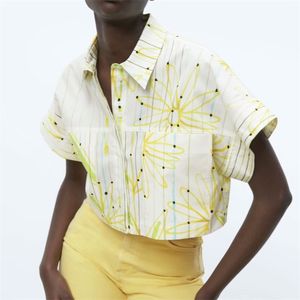 Femmes Summer ZA Blouses décontractées Chemises Tops à manches courtes Poches à imprimé floral Tunique Femme Vintage Loose Top Vêtements Blusas 210513
