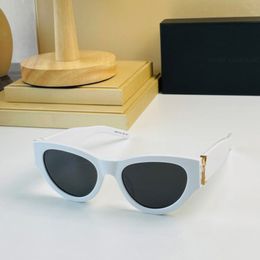 Gafas de sol de diseño de moda de gafas de sol para hombres para hombres Vasos vintage lujos de liquidación de soldates de verano gafas de sol de ojo de gato ocular 278v