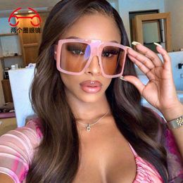 Gafas de sol de mujeres Luxury Holiday Sun Glassestwo Círculos Nuevas tendencias de marco grande Gradiente Gafas de sol Moda Lady Sunmer Sun Shade