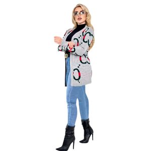 Femme Sweater Cardigan Femmes Casual Knited Knited Femme Femme Veste tricotée Printemps et veste d'automne