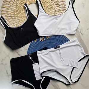 Vrouwen Swimwear Designer Swimsuits Vrouw Camisole Bikini met twee stukken Summer Bathing Bra Outdoor Sports Outfit Cyd2305242