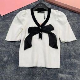 Femmes T-shirt Designer Shirts Tops Woman Vêtements Bow Vèches Black Blanc Ties tricot Coton Coton Vêtements Femme Femme Tshirts à manches courtes