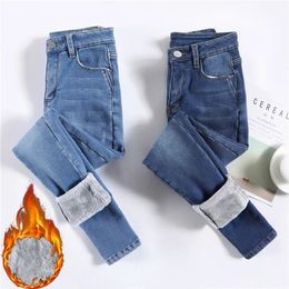 Pantalones vaqueros térmicos para mujer Invierno Nieve Cálido Felpa Estiramiento Jeans Lady Skinny Espesar Fleece Denim Pantalones largos Retro Azul Lápiz Pantalones 240201