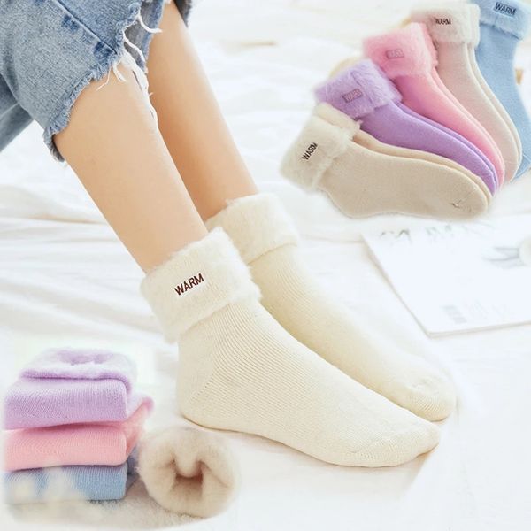 Femmes épaissir hiver chaud chaussettes mignon doux moelleux flou neige chaussette coton cachemire noir blanc sol sommeil thermique chaussettes femme