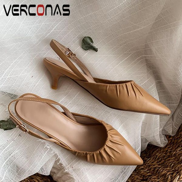 Mujeres tacones delgados sandalias de cuero genuinas zapatillas de punta puntiagudas gruesas zapatos básicos mujer de verano
