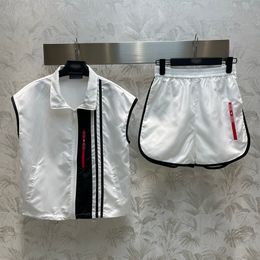 Conjunto de dos piezas de diseñador para mujer, conjunto de dos piezas con estampado de letras, camiseta sexy de manga corta, pantalones cortos, traje deportivo informal, traje para correr