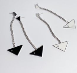 Pendientes con forma de letra triangular para mujer, aretes largos con borlas y sello, accesorios de joyería para fiesta de regalo 6094419