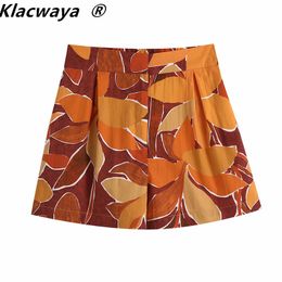 Vrouwen tropische bladeren print plooien ontwerp bermuda shorts vrouwelijke chique bohemian stijl casual pantalon cortos 210521
