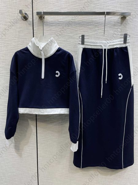 Vestido de dos piezas para mujer Material de toalla Logotipo bordado Traje deportivo informal y versátil Chaqueta con cuello alto y media falda sexy Conjunto Ropa de diseñador para mujer