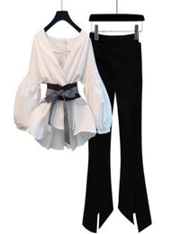 Mujeres Juego de dos piezas Blanco rayado Vneck blusa con fajas y ropa de pantalón de lápiz dividido Lady 2019 Spring Autumn Fashion Suits2131612