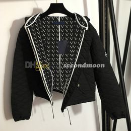 Chaqueta con capucha cálida para mujer, abrigo de algodón a prueba de viento para invierno, abrigo con estampado de letras de diseñador, ropa de abrigo con patrón de diamantes