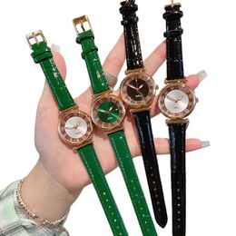 Femmes Watchs Fashion Robe Watch Lady 6 Colours Japan Quartz Movement Sobroche en acier en cuir en inoxydable 3 Pointer Surpole de bracelet décontracté imperméable de haute qualité